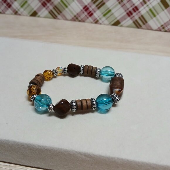 Hand Crafted Stretchy Glass Beaded Silver Tone Bracelet Fashion Jewelry #38 - Picture 1 of 11
